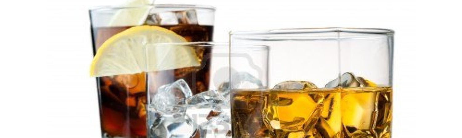 Misturar bebidas alcoólicas aumenta a ressaca?